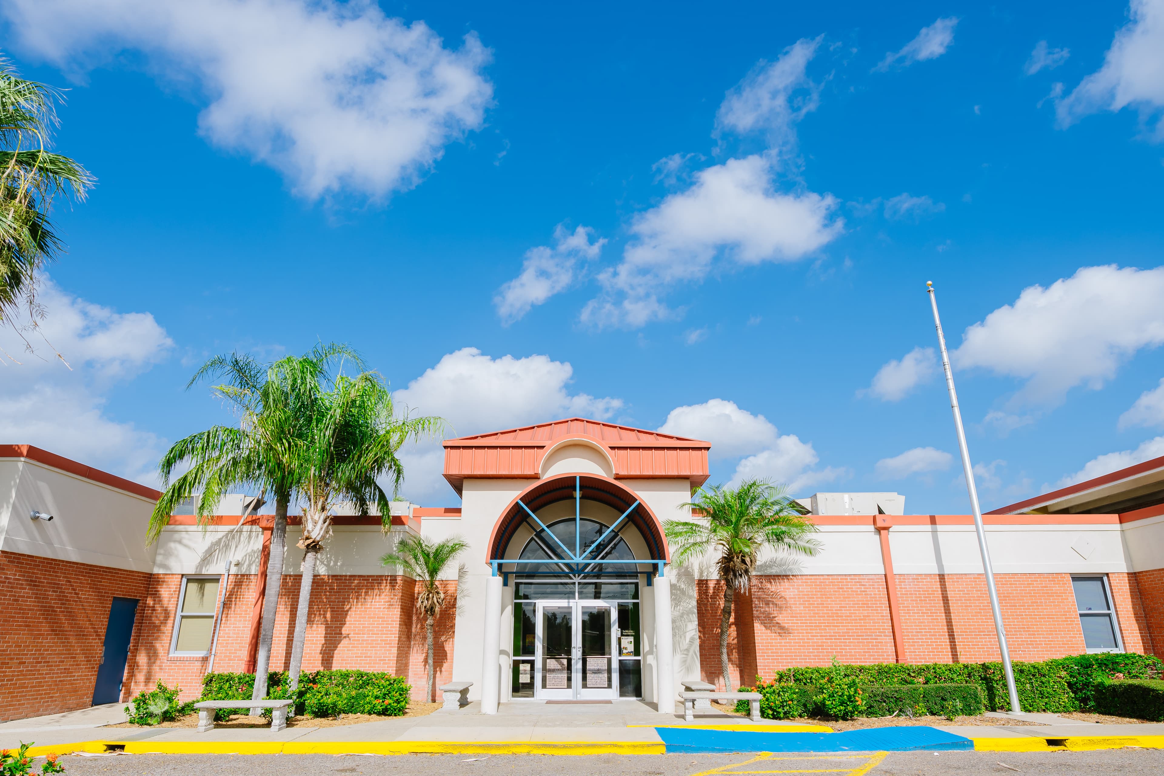 Bonham Elementary campus